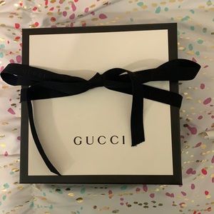 Gucci belt box & ribbon 🎀